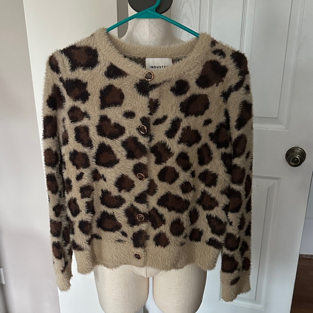 Industri Leopard Print Women's Crew Neck Sweater